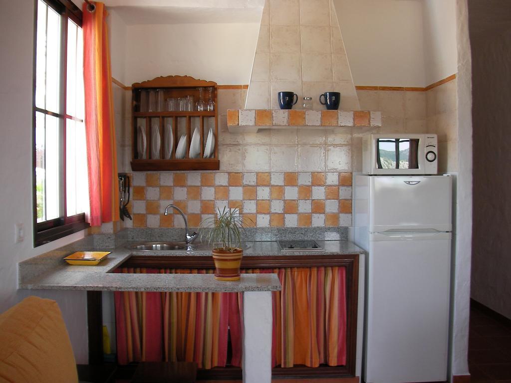 Apartamentos Rurales Sierra Alta Бенаокас Экстерьер фото