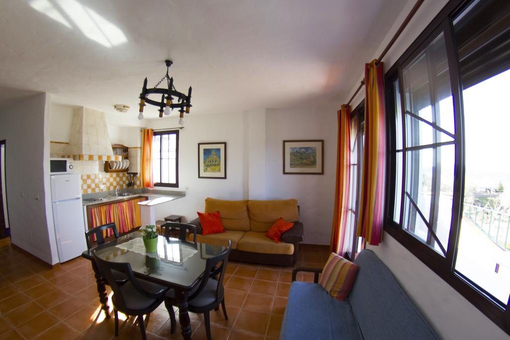 Apartamentos Rurales Sierra Alta Бенаокас Экстерьер фото